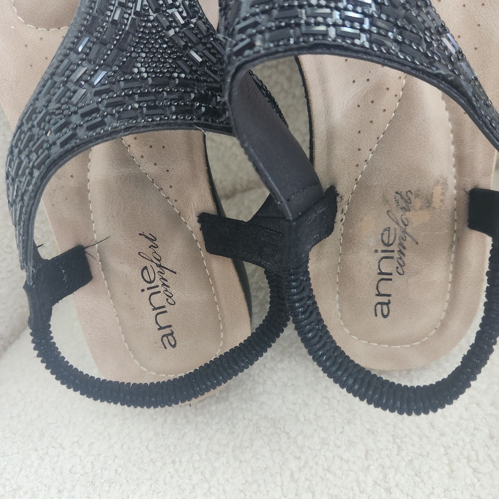 Elegant Black Beaded Women's Sandals - Picture 8 of 17